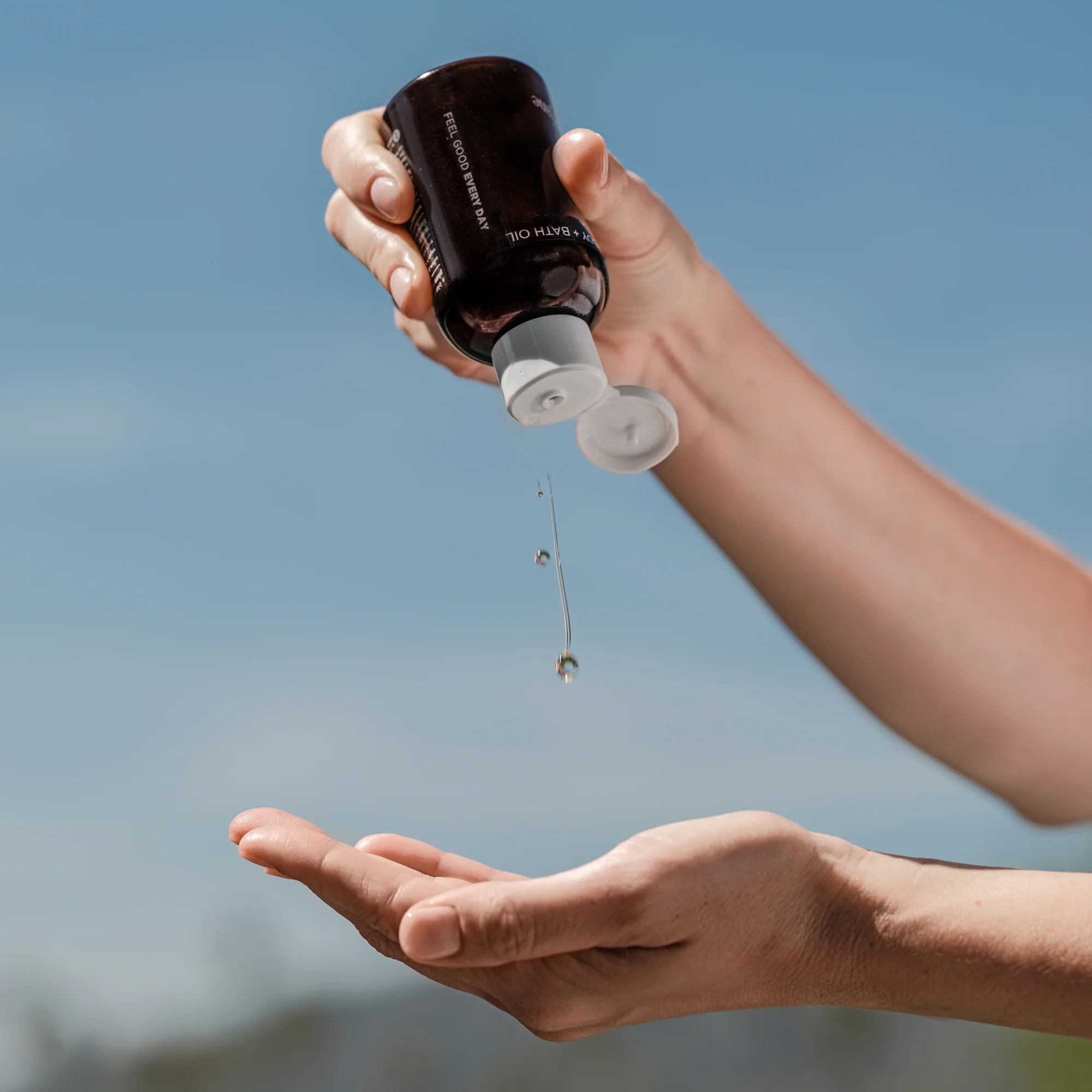 CALM BODY + BATH OIL - Image 5